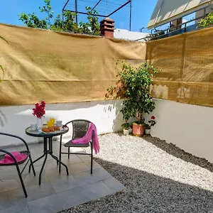 25 , Χανιά Ελλάδα